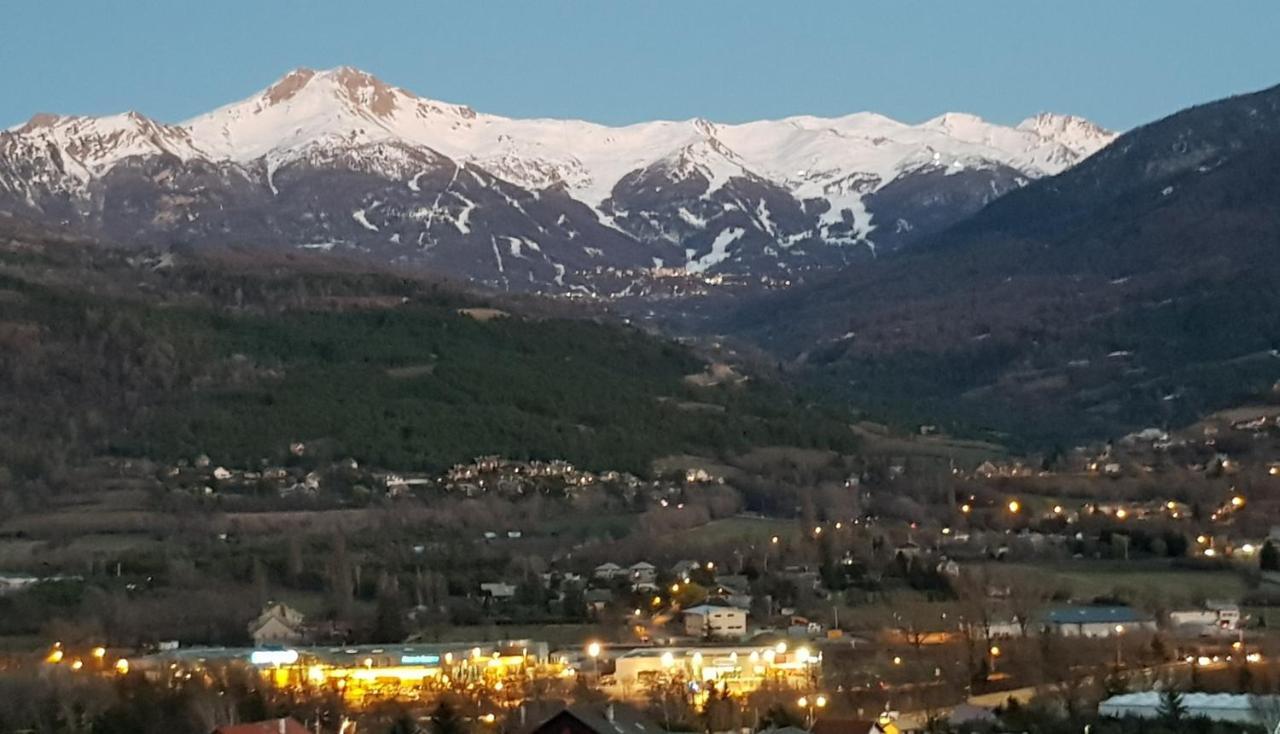 Appartement Plan D'Eau Vue Panoramique Embrun Eksteriør bilde